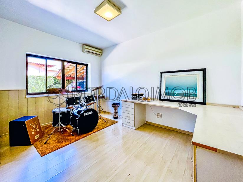 Image Property