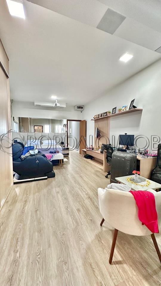 Image Property
