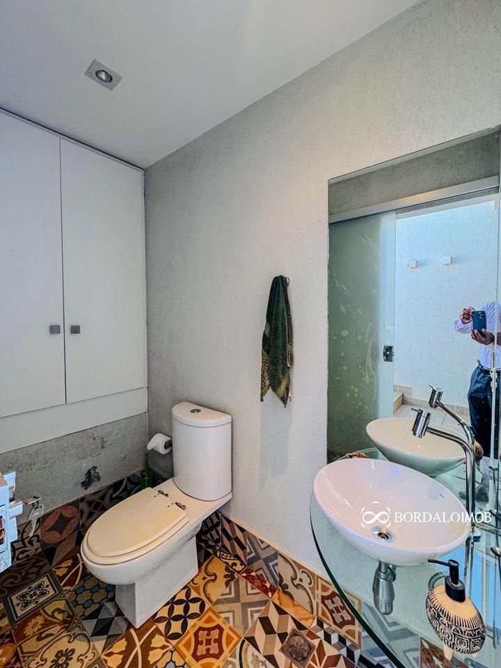 Image Property