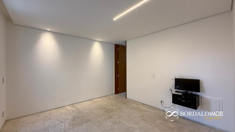 Image Property